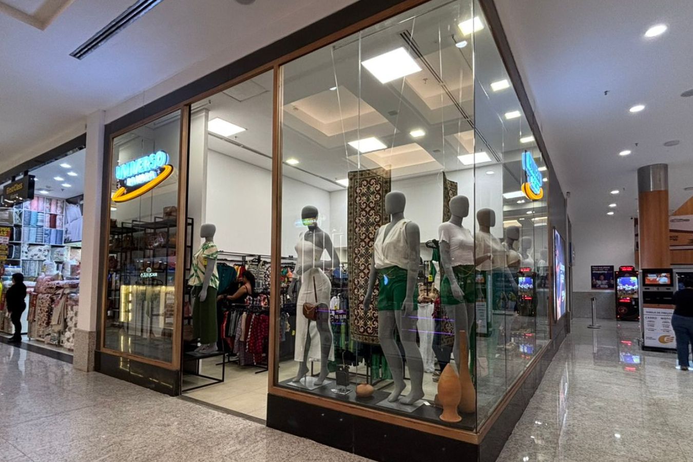 Shopping Guararapes - Universo da moda